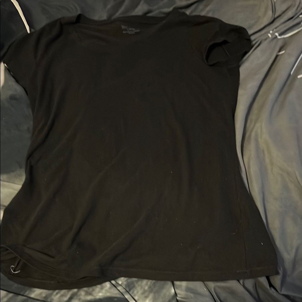 Black shirt